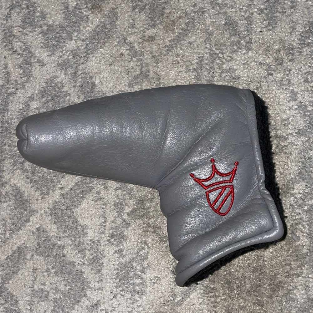 Scotty Cameron Pro Platinum Gray Leather Putter Headcover with Red Crown Logo